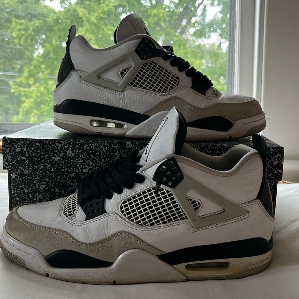Jordan 4 military black used US Men’s size 10